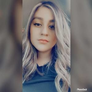 Meet your Posher, Lorena